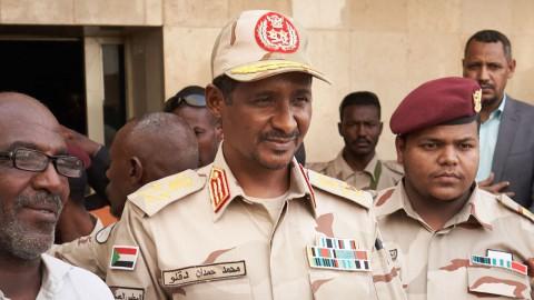 الجيش السوداني يكبّد الدعم السريع خسائر كبيرة… وأنباء غير مؤكدة عن مقتل حميدتي