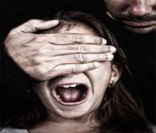 البحث عن فنان اغتصب قاصر وحملت منه ( أسماء )
