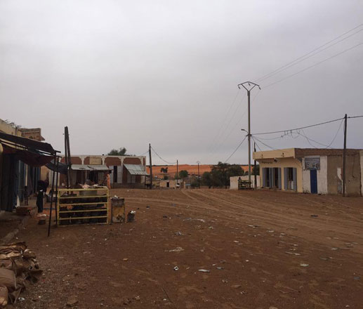 سقوط جريحات انهار عليهن جدار في المذرذرة