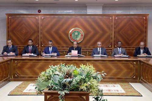 مجلس الوزراء : مراسيم وتعيينات في وزارات