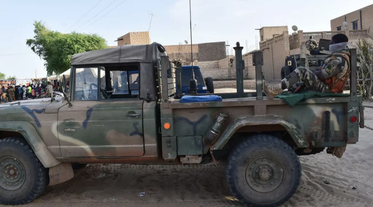 الجيش المالي يعلن مقتل 50 مسلحا في عملية عسكرية بكيدال