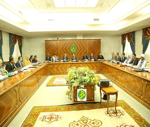 نص بيان مجلس الوزراء : تغييرات في وزارة الاتصال والعلاقات مع البرلمان